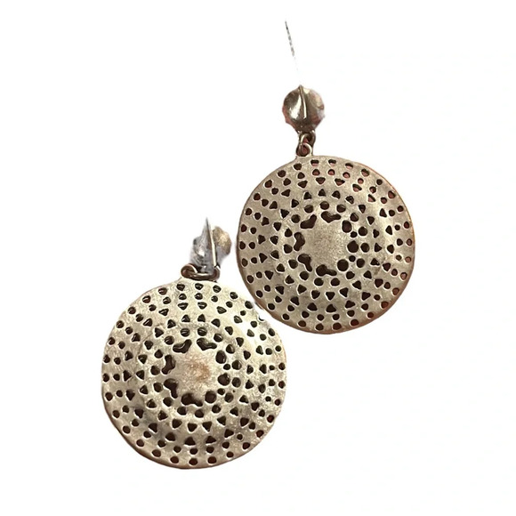 DJ 🎁* Beautiful Earrings - Picture 2 of 2